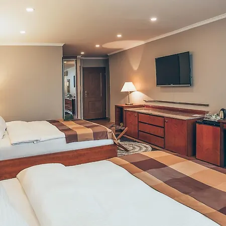 Super 8 Hotel