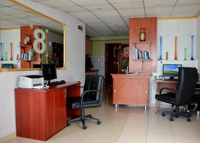 Hotel Super 8 Skopje